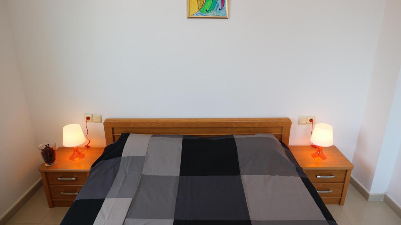 Villa Viktoria Studios ซาเรโว ภายนอก รูปภาพ